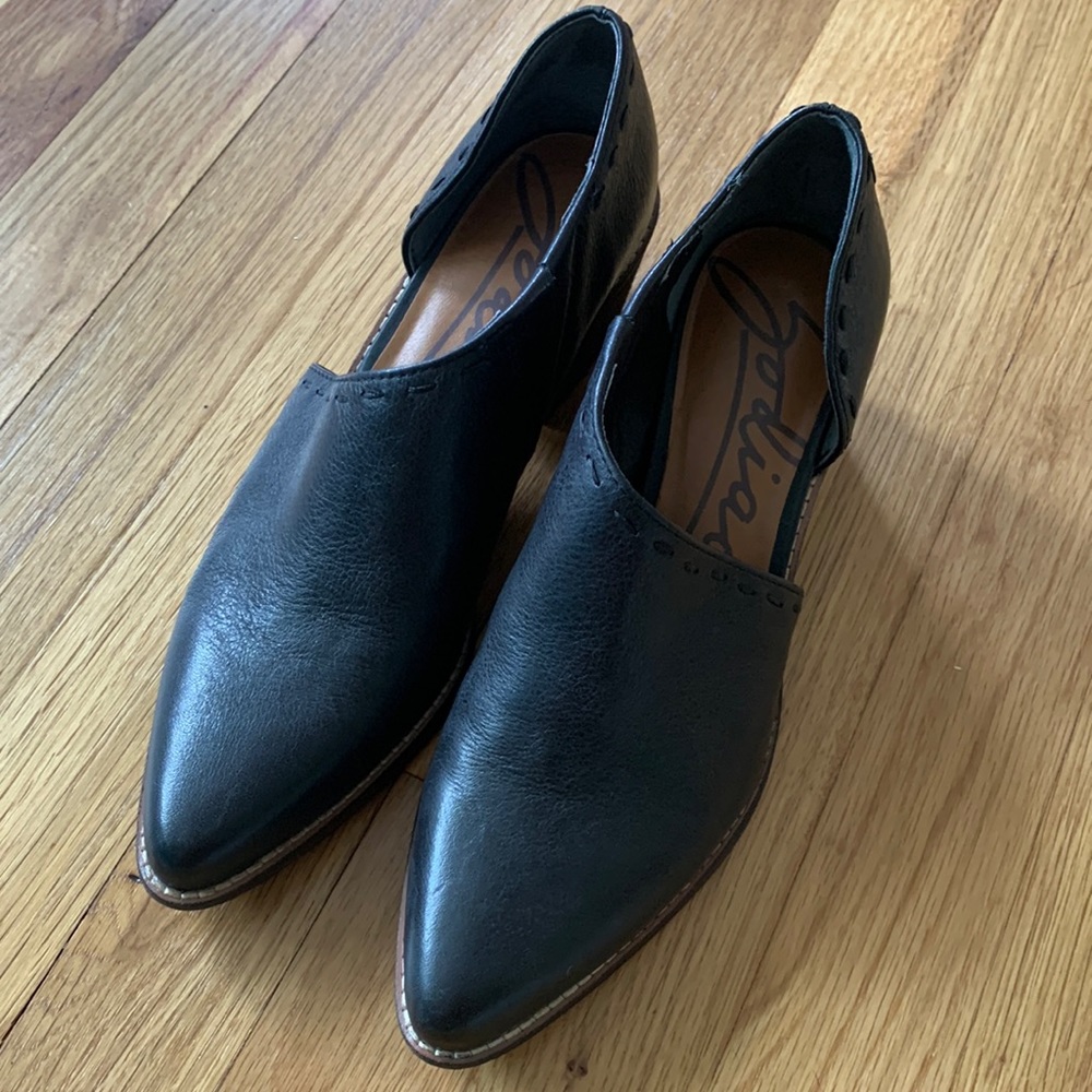 Zodiac black leather booties size 7.5